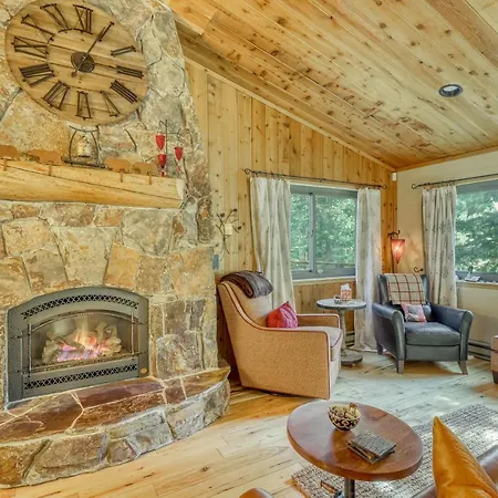 Tastefully-Updated, Classic Tahoe Family Home Truckee Exterior photo